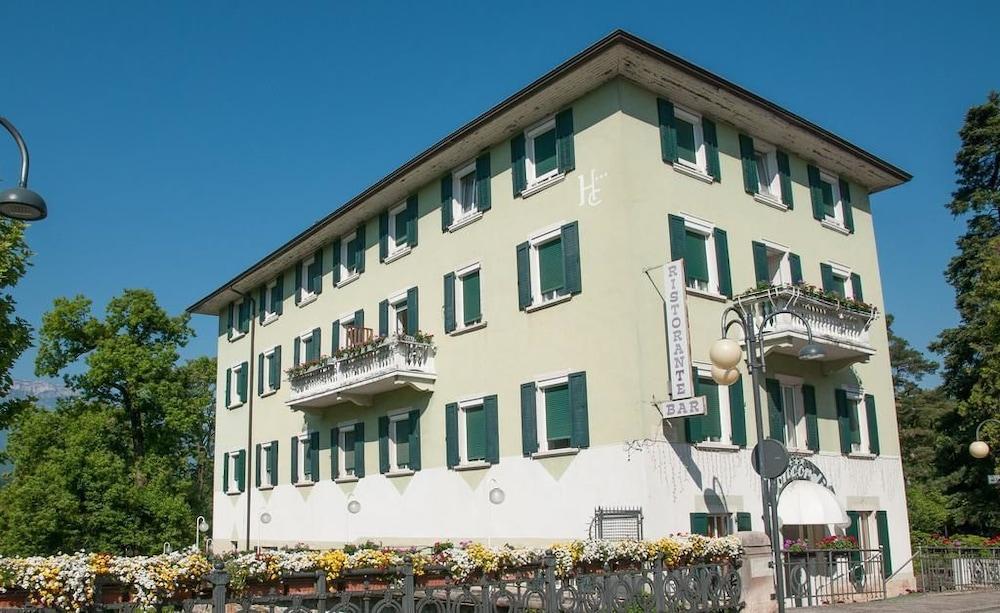 Hotel Concordia Levico Terme Exterior photo
