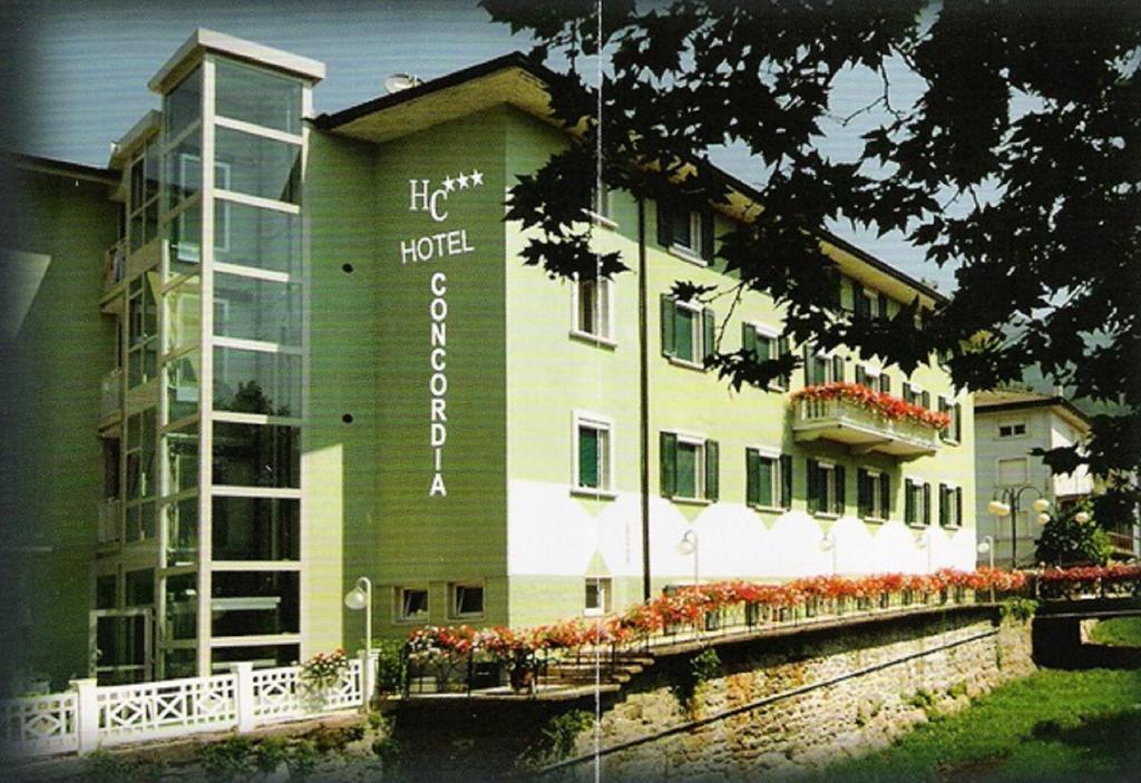 Hotel Concordia Levico Terme Exterior photo