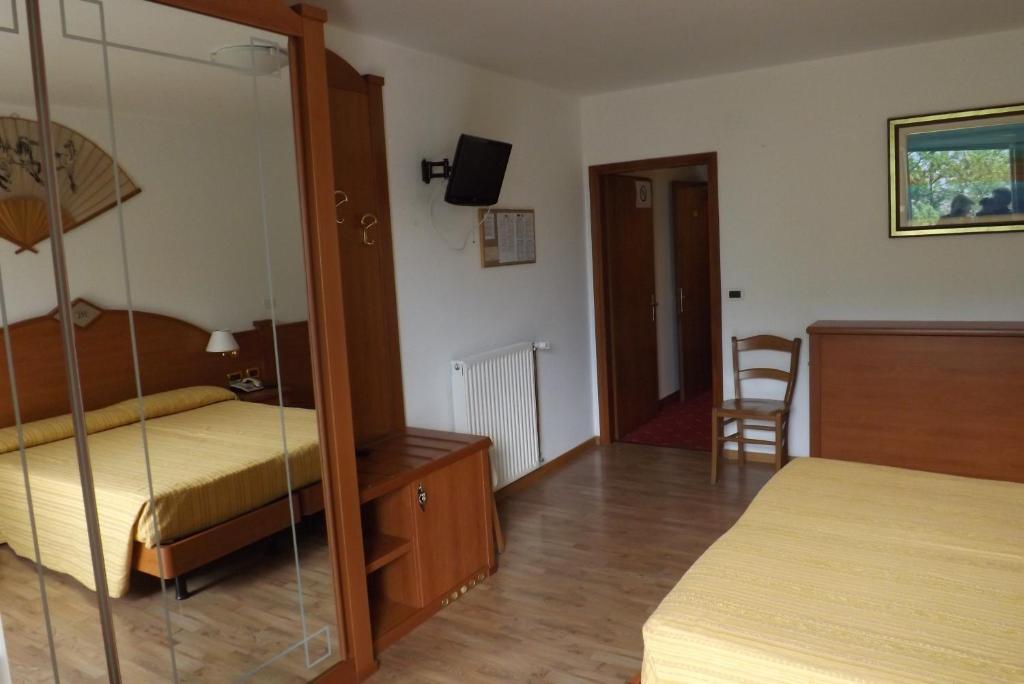 Hotel Concordia Levico Terme Exterior photo